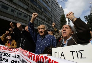Greek pensioners on the streets to demonstrate against the austerity package.  (Photo: Petros Giannakouris / AP)
