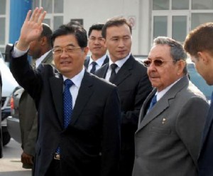 Raul Castro on an official visit to China to meet with Chinese President Hu Jintao (Photo: Xinhua)